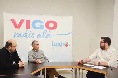 Xabier P Igrexas reunido coa Plataforma Veci&ntilde;anza Centro afectada polas instalaci&oacute;ns de nadal