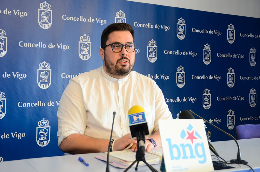 Xabier P. Igrexas, concelleiro do BNG de Vigo, en rolda de prensa