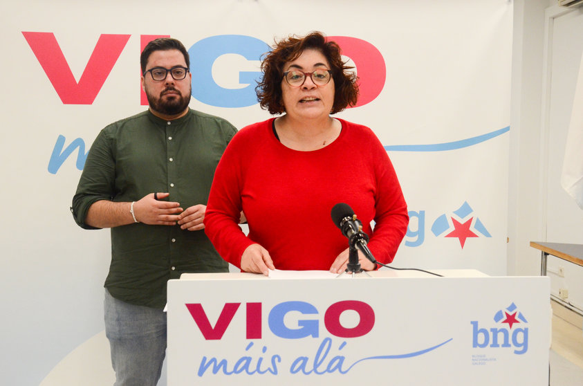 Carmela González, deputada do BNG no Parlamento, e Xabier P. Igrexas, concelleiro e candidato do BNG de Vigo