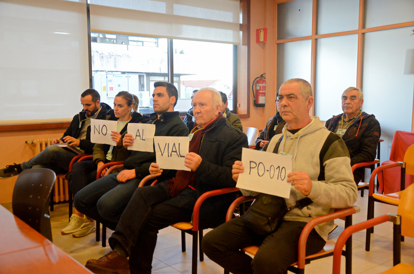 Protesta de Avibe no Pleno do Concello de Vigo