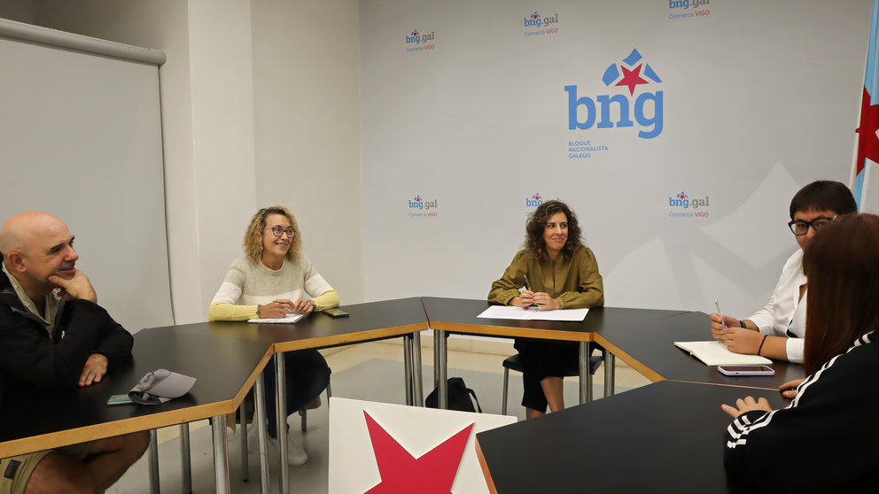 As deputadas do BNG Alexandra Fernández e Cristina Fernández reunidas con Anpas de Vigo