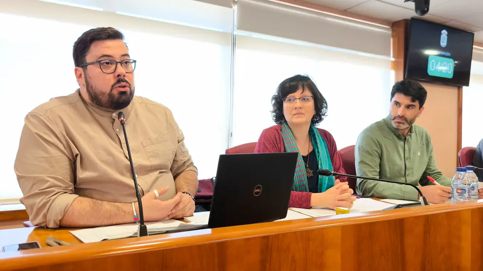 Xabier P Igrexas, Ana Mart&iacute;nez e Filipe Abalde no Pleno municipal