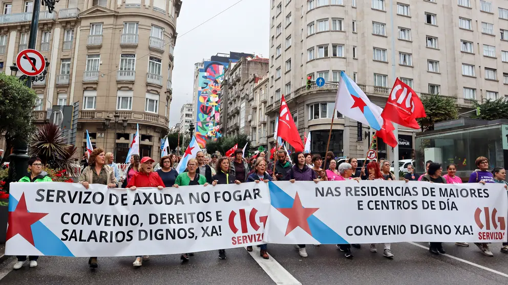 Manifestaci&oacute;n da CIG en Vigo na folga do sector de coidados