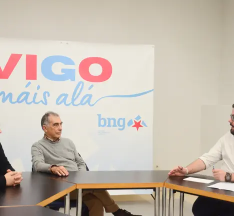 Xabier P Igrexas reunido coa Plataforma Veci&ntilde;anza Centro afectada polas instalaci&oacute;ns de nadal