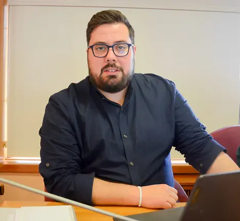 Xabier P. Igrexas, concelleiro do BNG de Vigo, no Pleno municipal