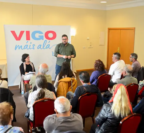 Encontro co movemento veci&ntilde;al de Vigo