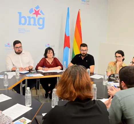 Encontro do BNG Vigo con colectivos LGBT