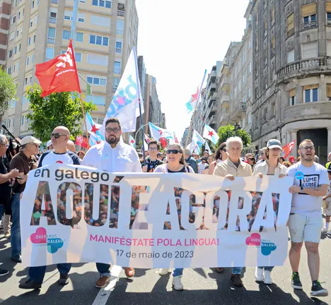 O portavoz municipal, Xabier P. Igrexas, nanifestaci&oacute;n Queremos Galego en Vigo en marzo de 2023