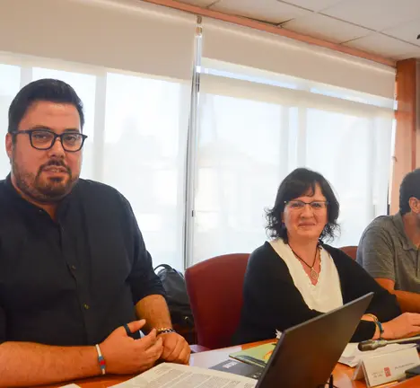 O portavoz municipal do BNG de Vigo, Xabier P. Igrexas, e os concelleiros Ana Mart&iacute;nez e Filipe Abalde
