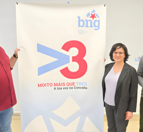 Xabier P. Igrexas, Ana Mart&iacute;nez e Filipe Abalde presentan a campa&ntilde;a do BNG de Vigo 'Moito m&aacute;is que tres'