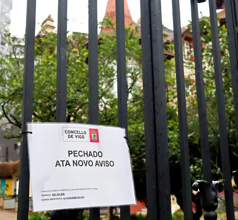 Aviso de peche na Casa Xuventude de Vigo