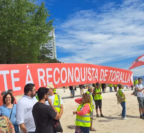 Mobilizaci&oacute;n veci&ntilde;al na Illa de Toralla