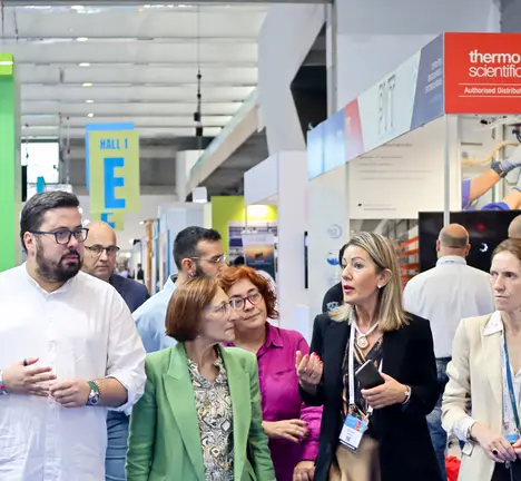 Xabier P. Igrexas, Rosana P&eacute;rez, Brais Ruanova e Carmela Gonz&aacute;lez con representantes de Conxemar