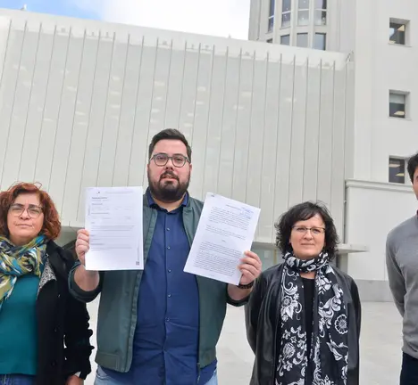 Carmela Gonz&aacute;lez, Xabier P. Igrexas, Ana Mart&iacute;nez e Filipe Abalde na Cidade da Xustiza de Vigo
