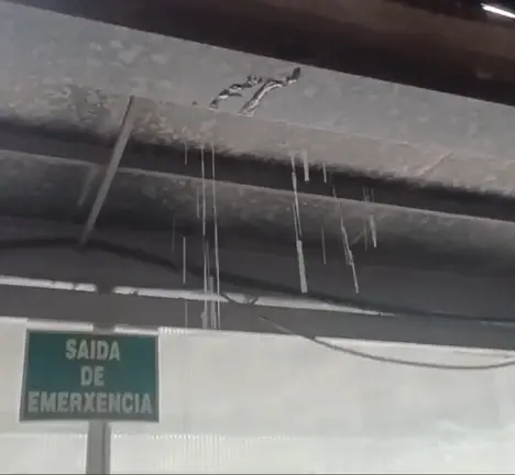 Filtraci&oacute;ns de auga no centro