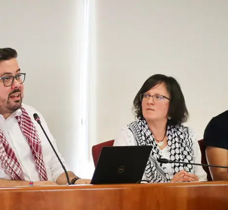 O grupo municipal do BNG de Vigo -Xabier P. Igrexas, Ana Mart&iacute;nez e Filipe Abalde- no Pleno