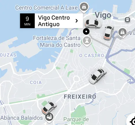 Veh&iacute;culos de Uber operando en Vigo este 10 de xullo