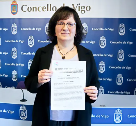 Ana Mart&iacute;nez, concelleira do BNG de Vigo coa moci&oacute;n do 8M