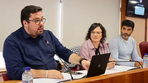 Xabier P. Igrexas, Ana Mart&iacute;nez e Filipe Abalde no Pleno de Vigo